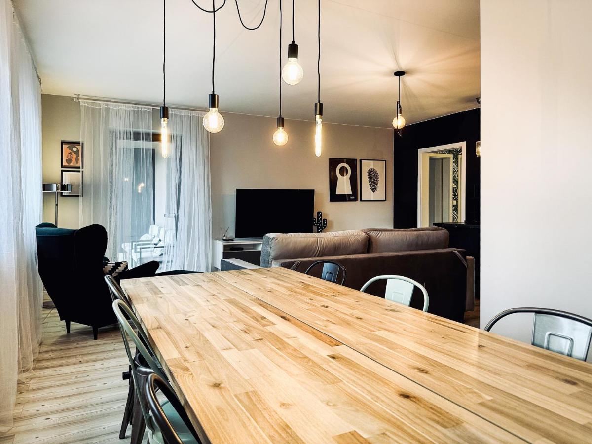 Cozy Apartment In Old Chocolate Factory Krasków Dış mekan fotoğraf
