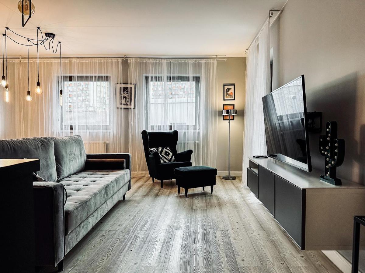 Cozy Apartment In Old Chocolate Factory Krasków Dış mekan fotoğraf
